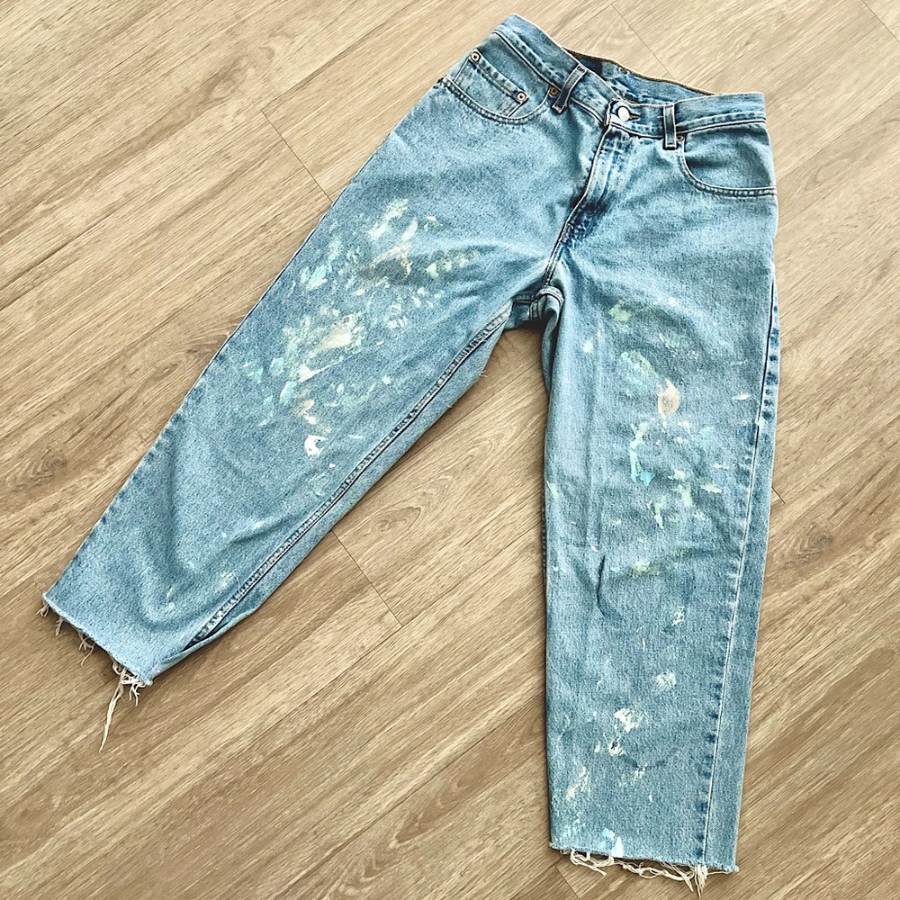 Levi’s Vintage 560 Pastel Paint Splatter Loose Fit Tapered Denim Jeans
